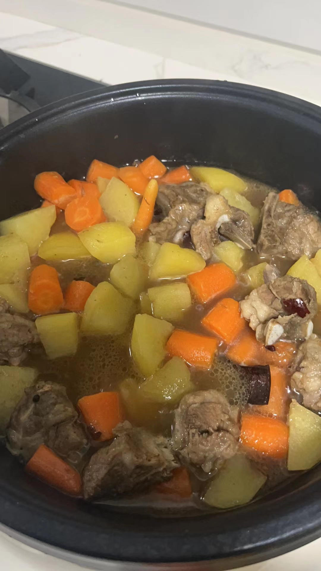 胡萝卜土豆炖排骨