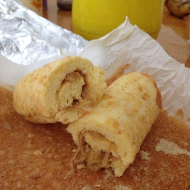 肉松戚风蛋糕卷