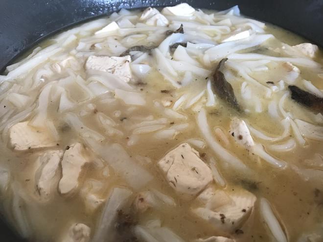 泥鳅豆腐汤煮米粉的做法