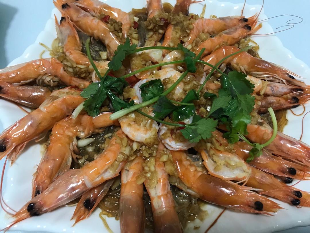 0失败的蒜茸酱粉丝蒸虾🦐🦐🦐（蒜茸酱衍生菜谱）