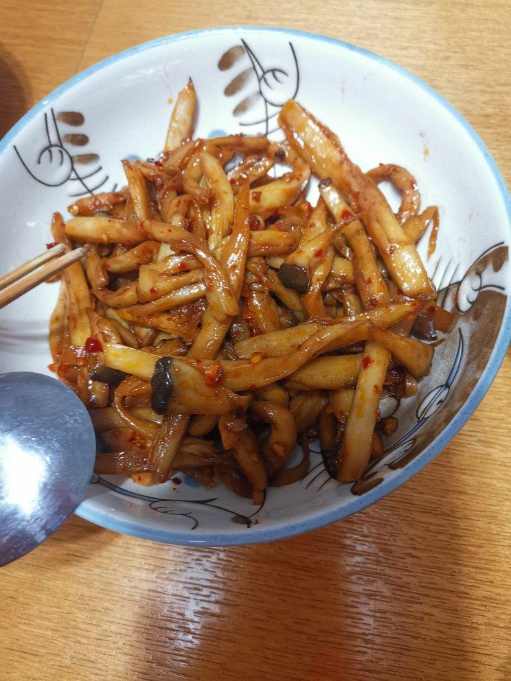 干煸手撕杏鲍菇