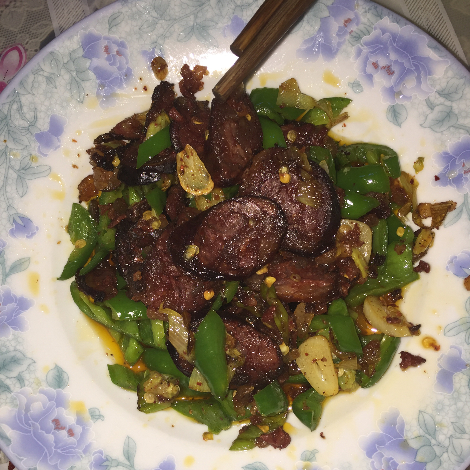 尖椒炒腊肠