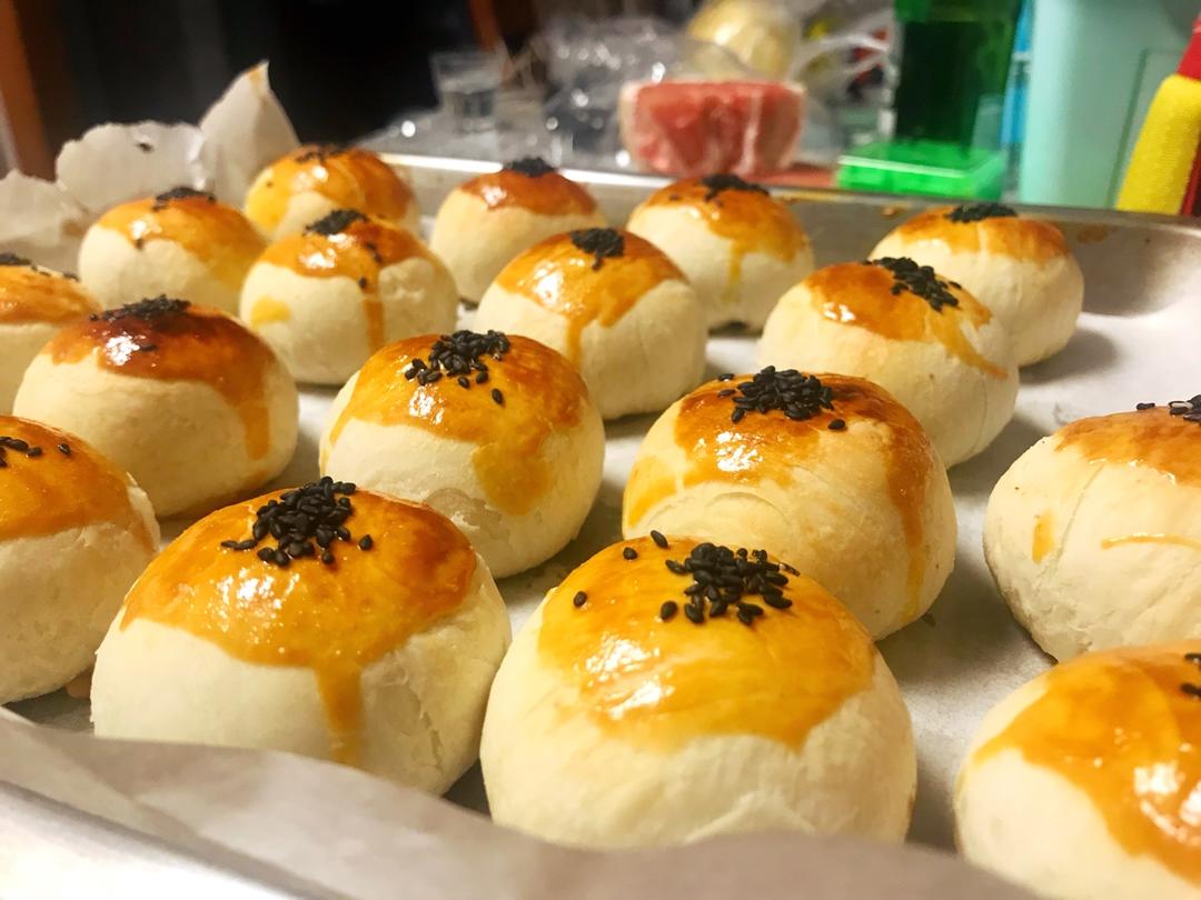 张小贝私人厨房做的不用揉出膜,不用醒面就能酥掉渣的中式酥皮点心