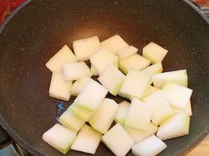 ✨美味减脂汤❗️鲜甜好喝的玉米冬瓜汤的做法 步骤2