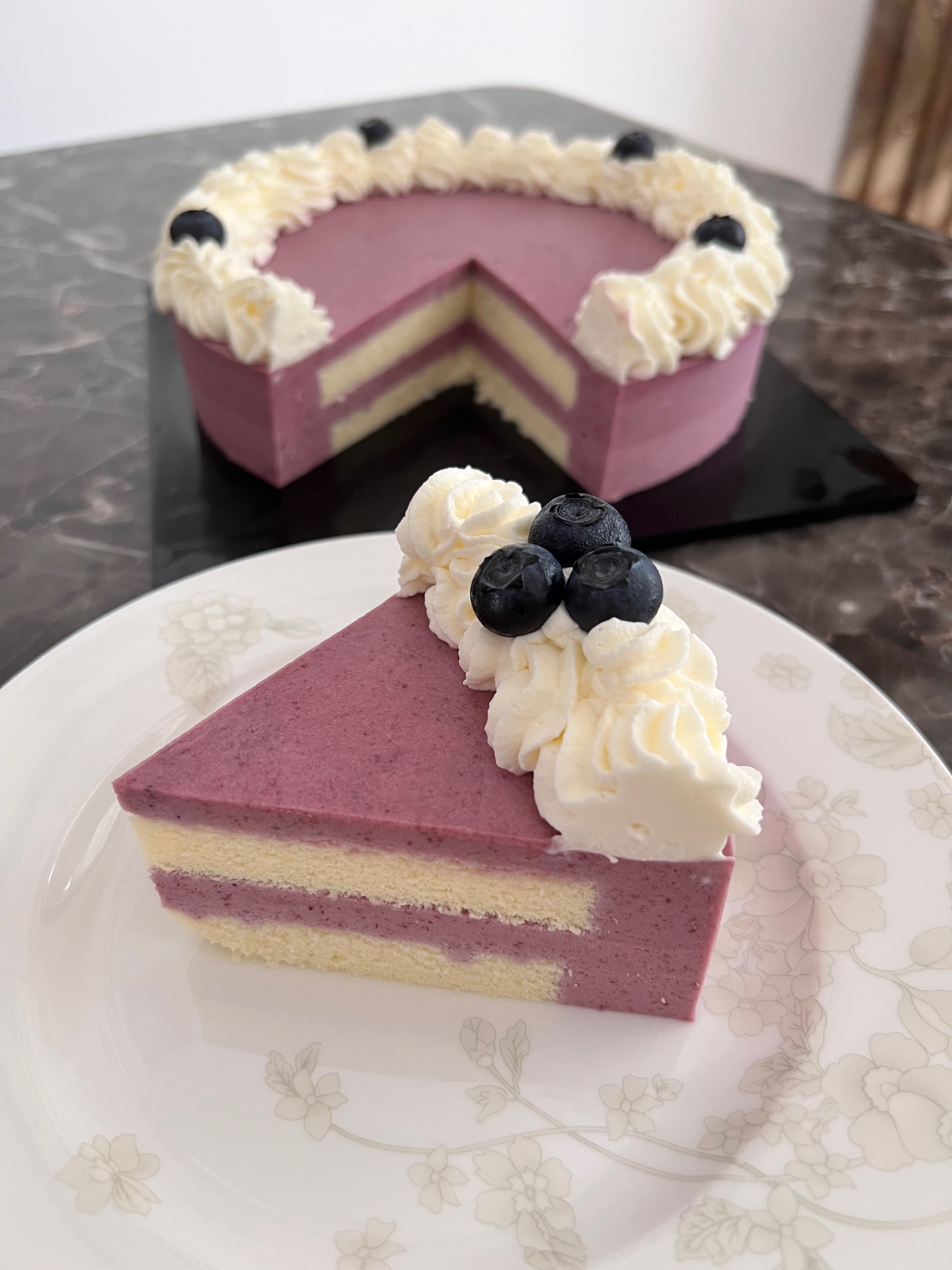 清爽蓝莓慕斯蛋糕