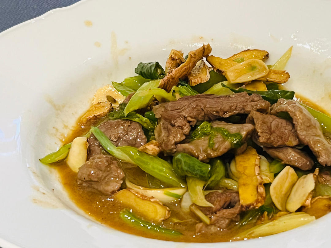 西芹炒牛肉