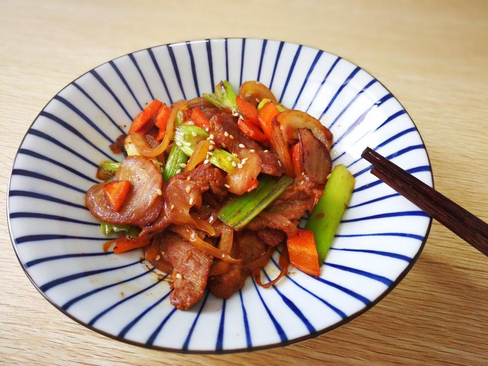 如何炒出嫩牛肉
