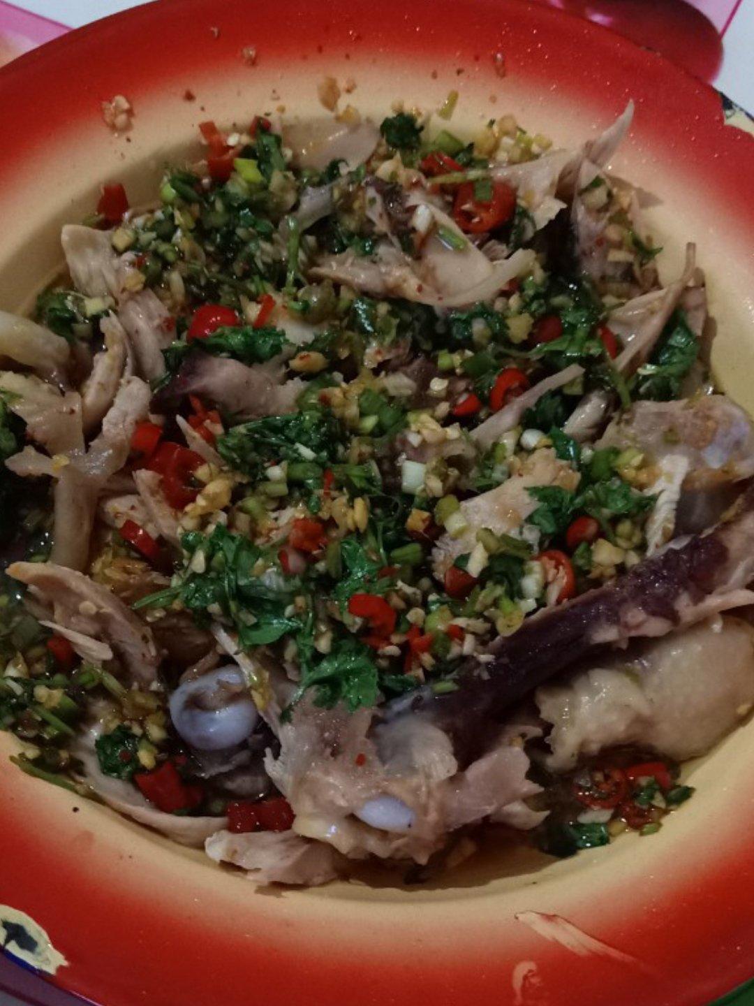 招牌口水鸡🐤（肉质是你想像不到的嫩🍗）