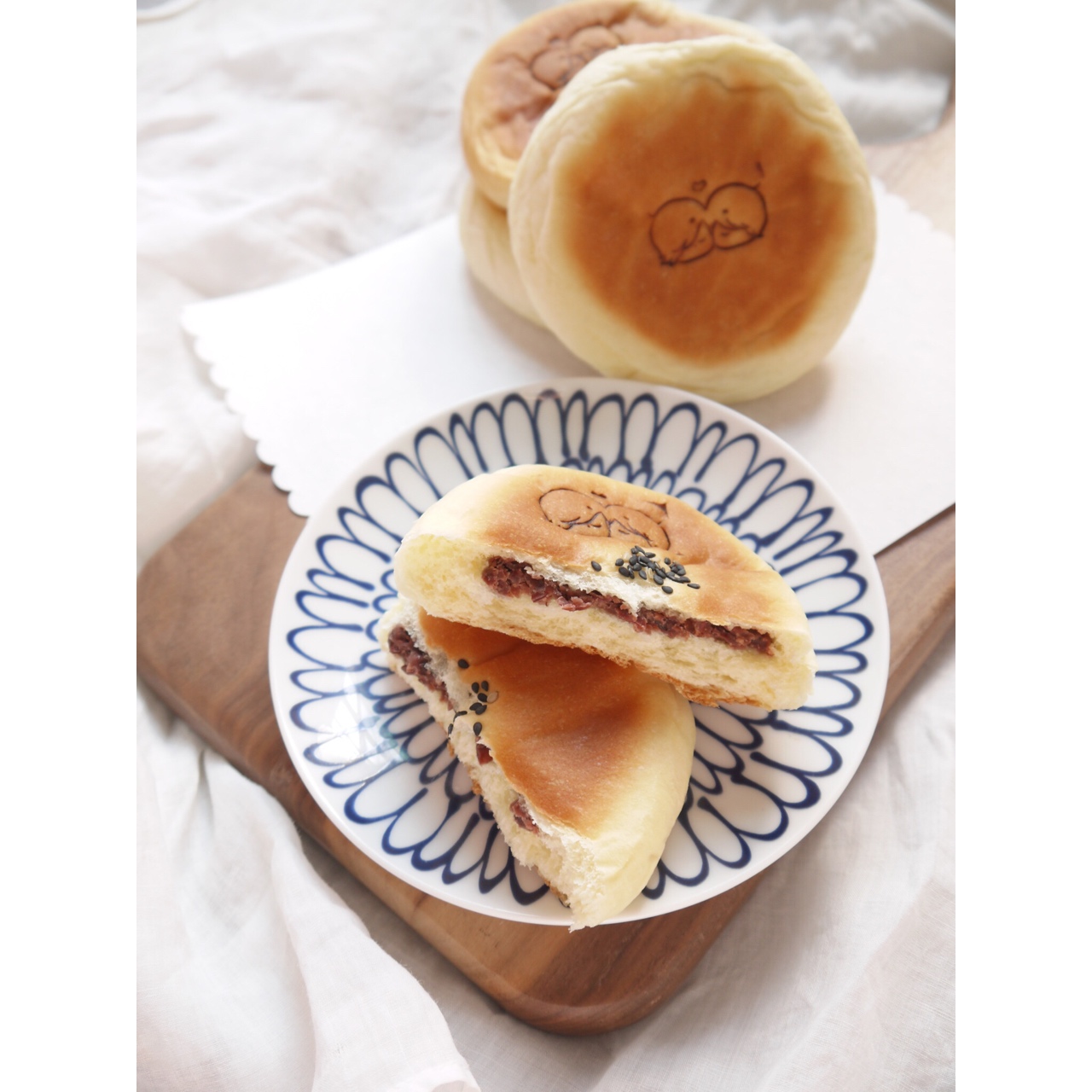 日式传统红豆面包（中国红豆大饼子）