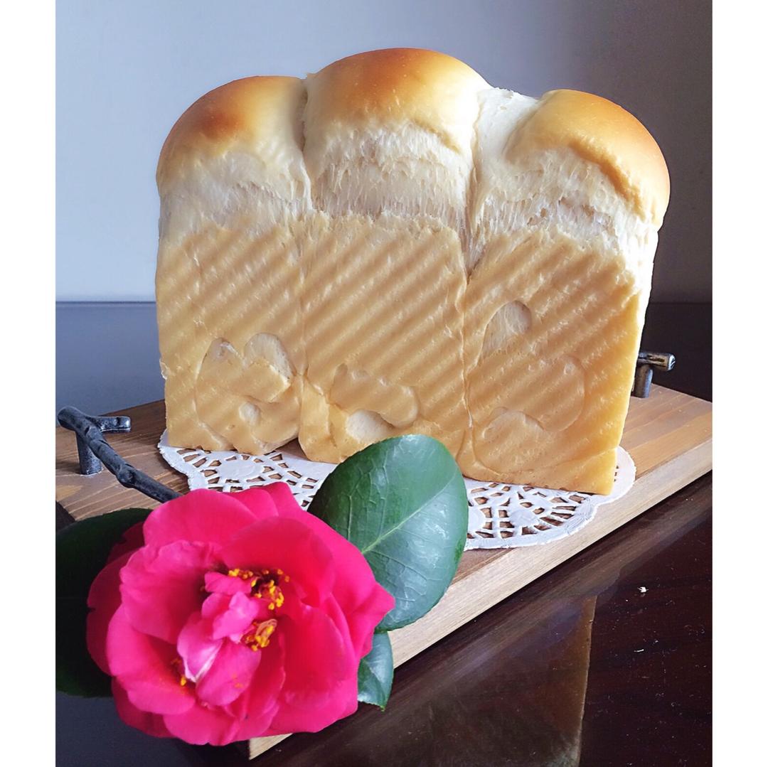 只需一次发酵的酸奶蛋清吐司