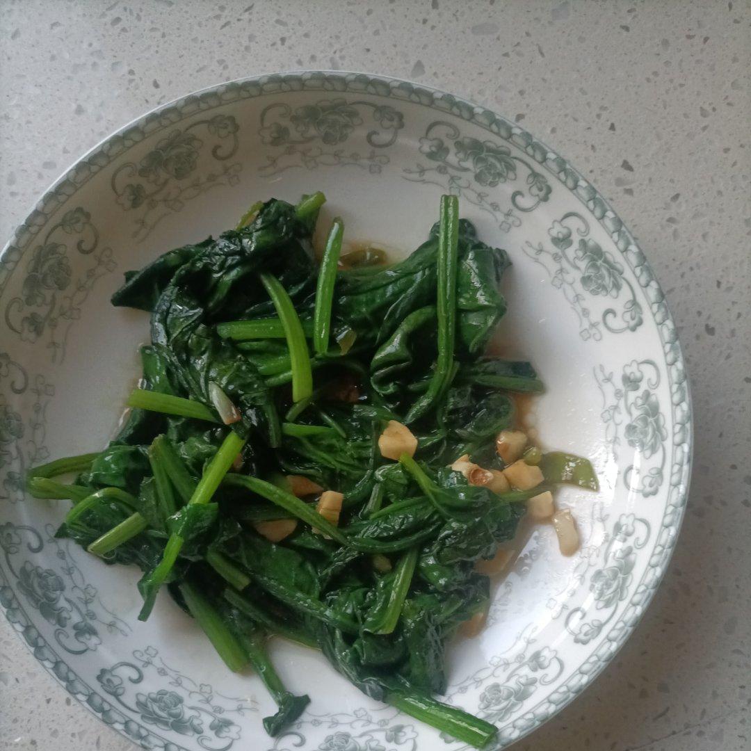 清炒菠菜