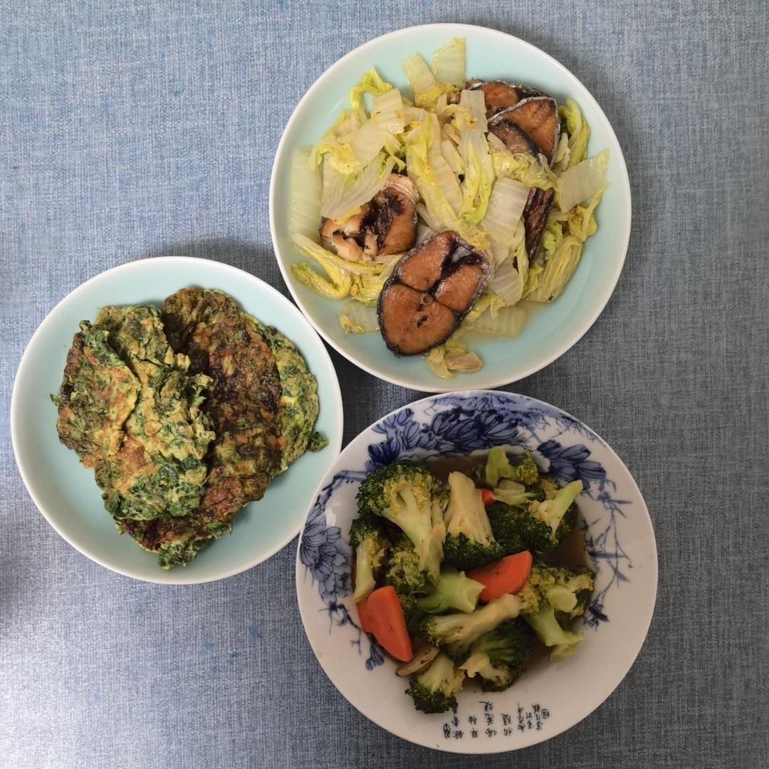 小婷食光🔆芹菜叶炒鸡蛋