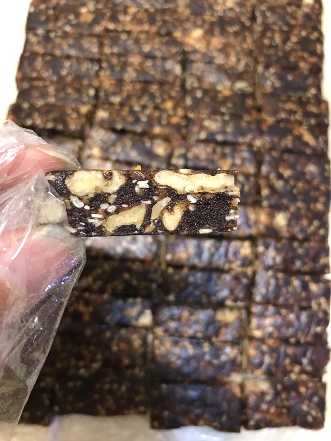 南枣泥核桃芝麻糕的做法