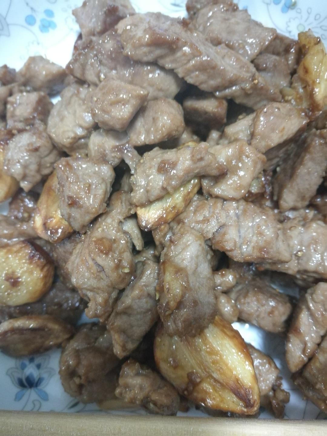 黑蒜子牛肉粒
