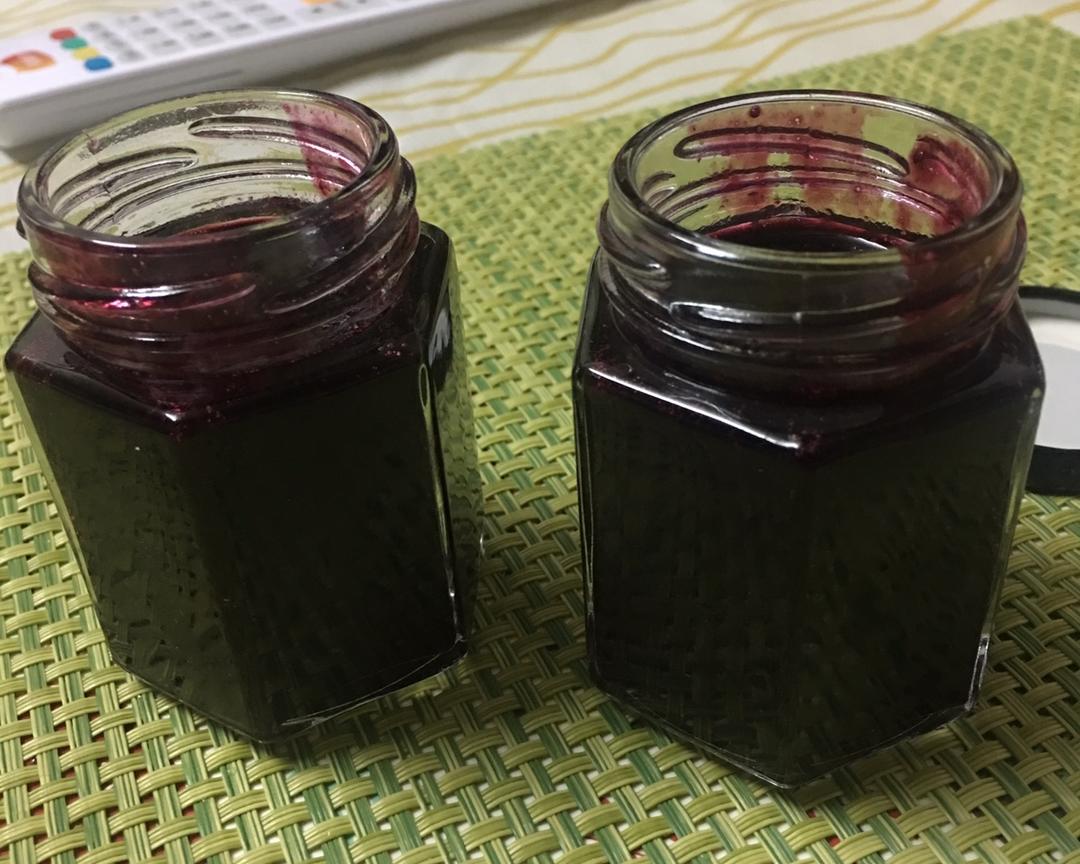 蓝莓果酱