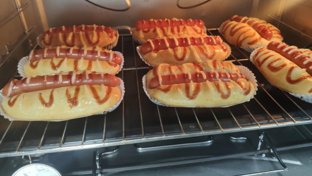 百吃不厌的肠仔包，咸香松软超好吃！