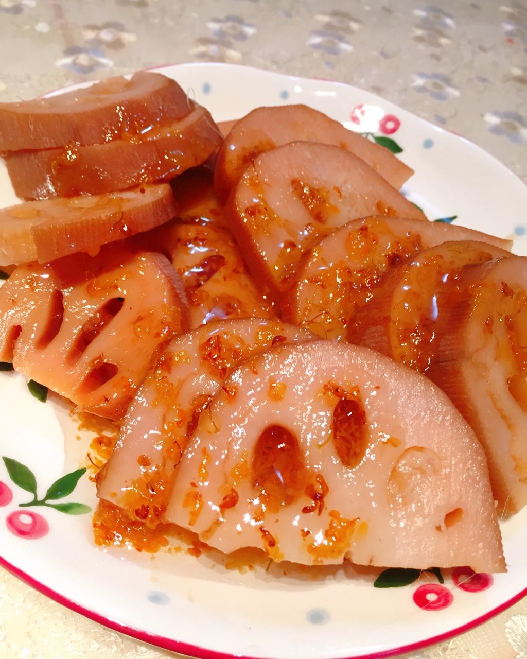 夏天的娘亲做的红枣糯米藕