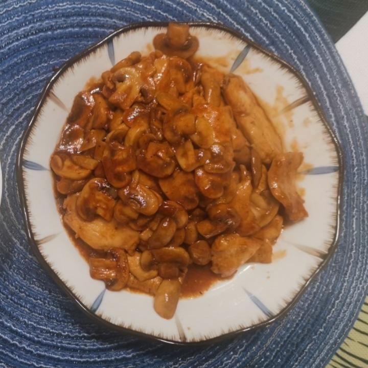 嫩滑不柴❗️爆好吃的黑椒口蘑炒鸡胸肉～绝了