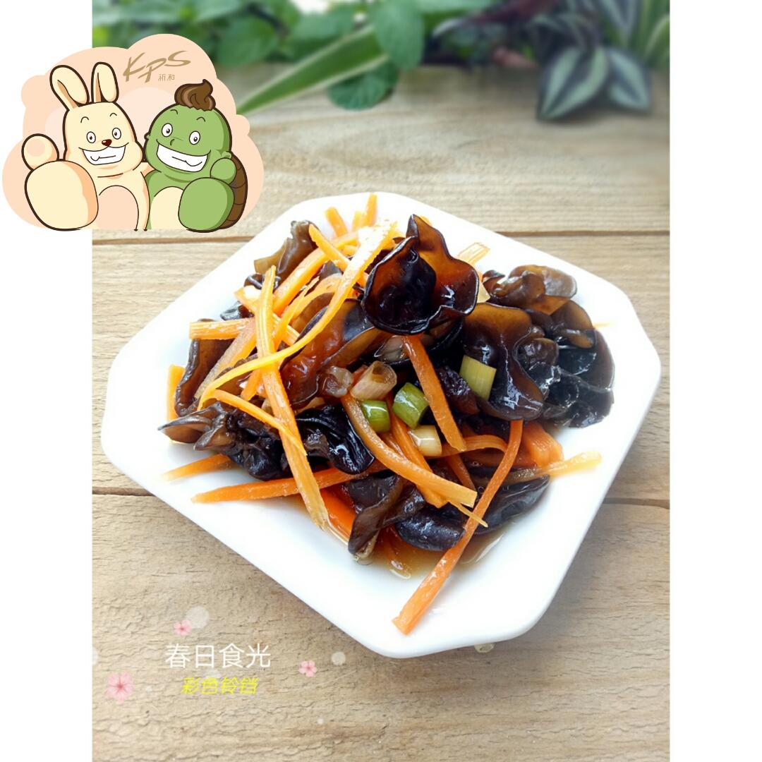 补血菜——红与黑（甜菜头炒黑木耳）