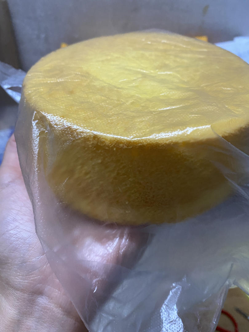 超简单完美戚风蛋糕（6寸2蛋）附打发、翻拌、脱模视频