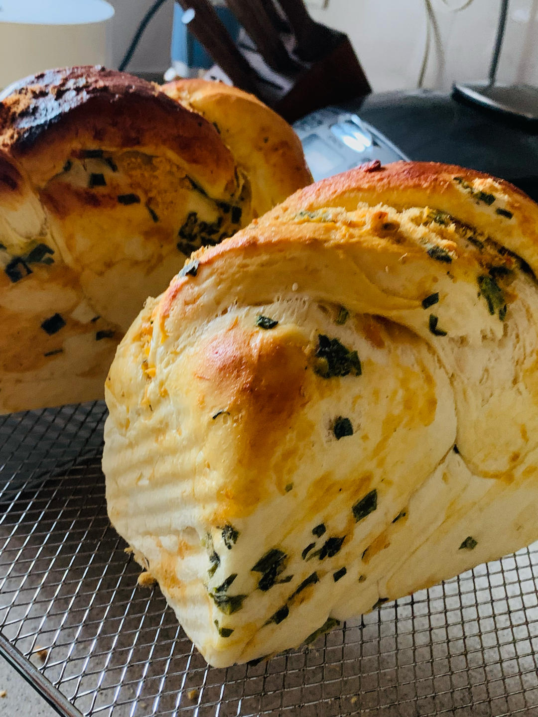 香葱肉松手撕吐司