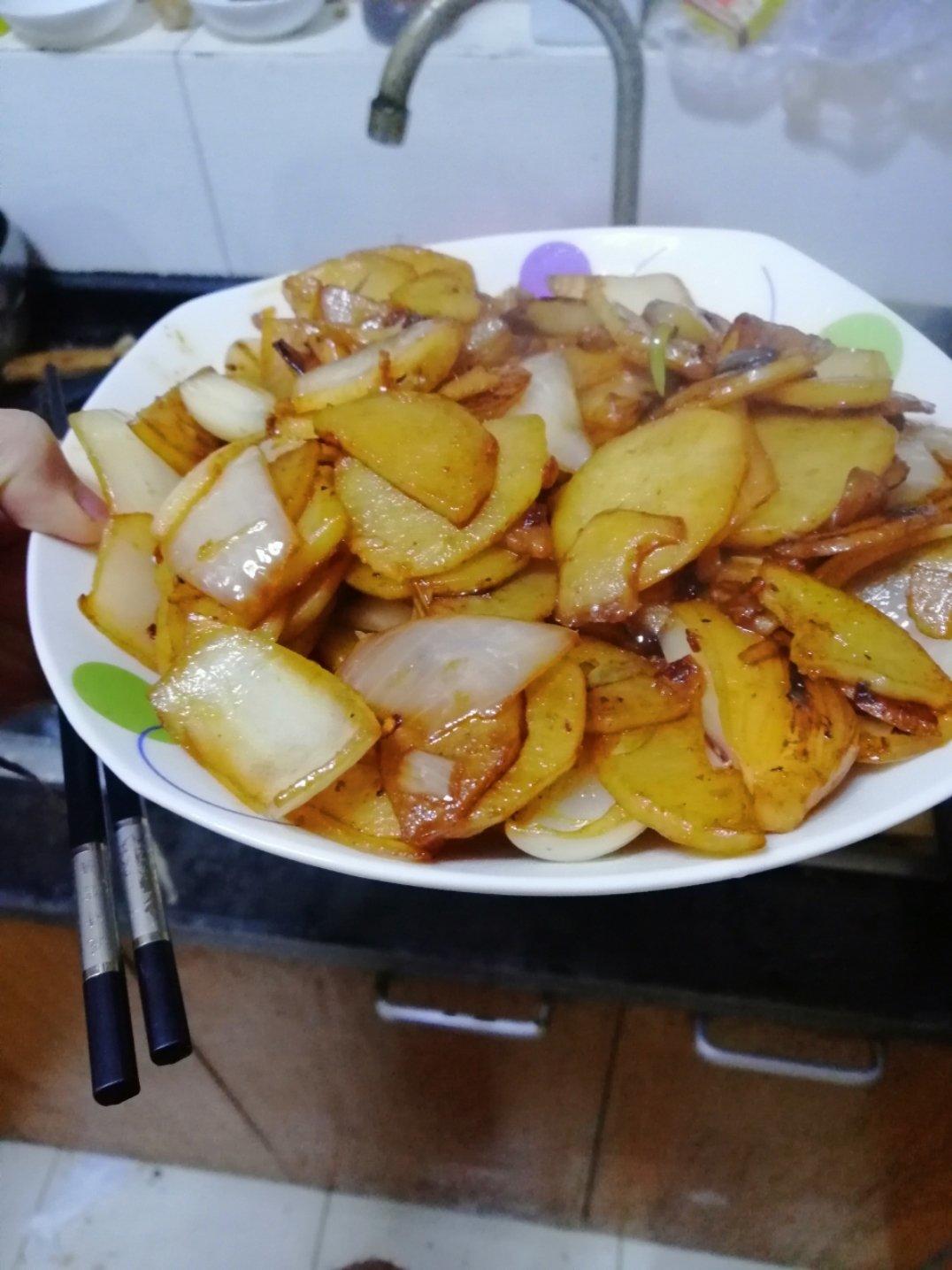 孜然洋葱土豆片