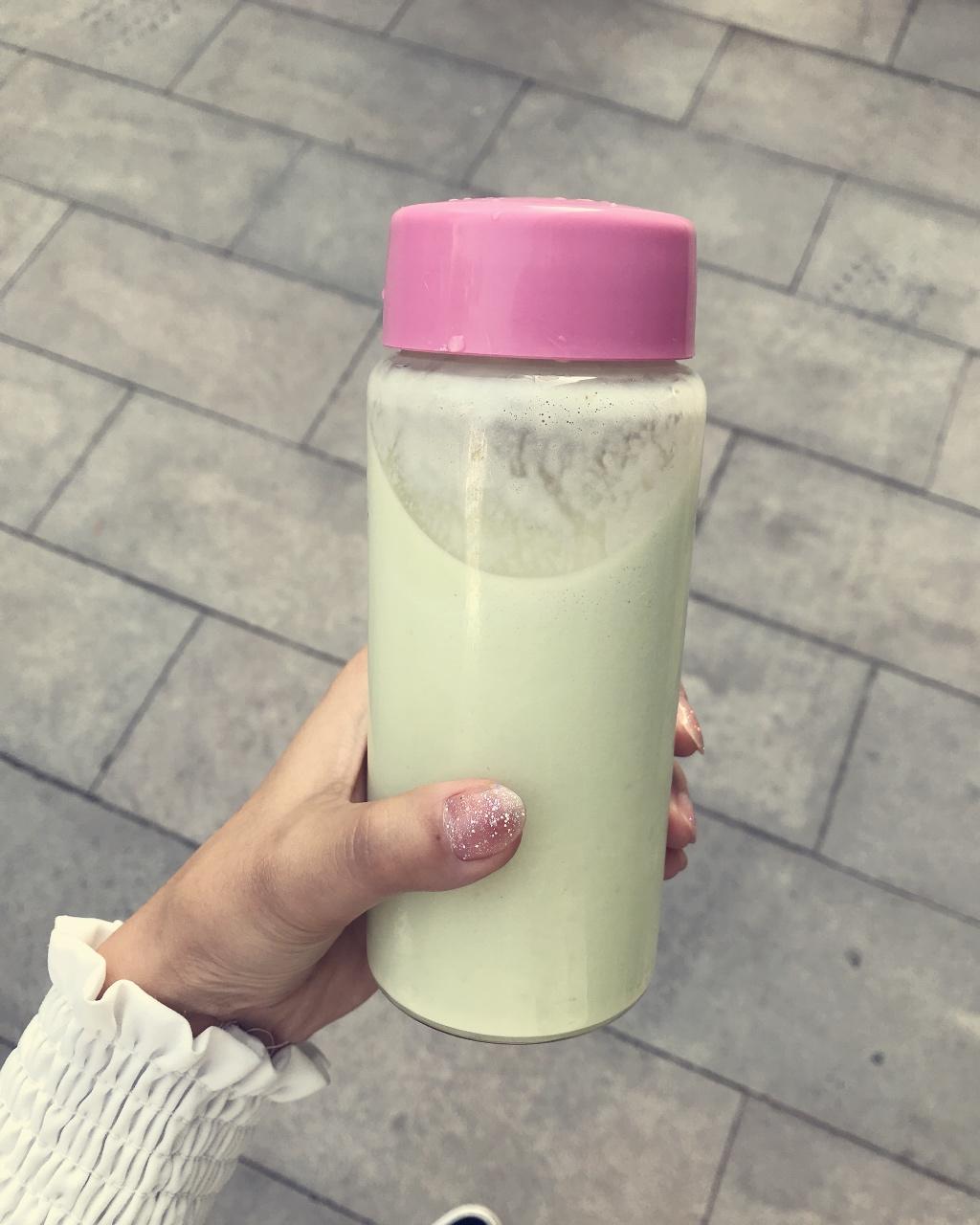 牛油果奶昔