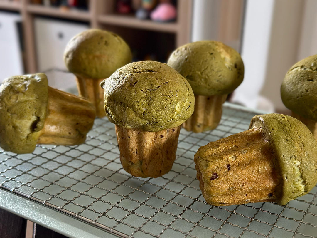 抹茶蜜红豆墨西哥酱蘑菇头面包 B126