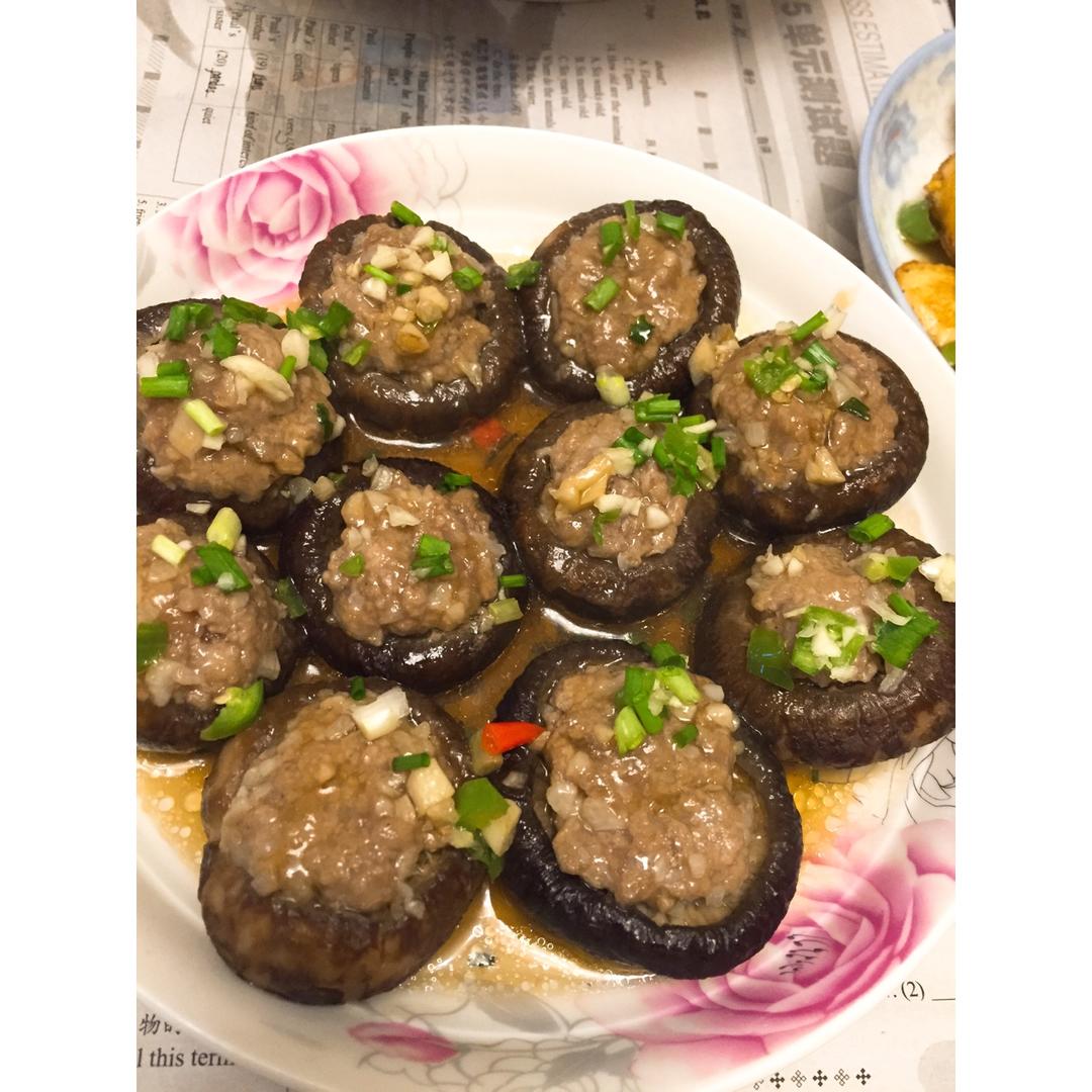 美味的肉酿香菇～～孩子爱吃的下饭菜