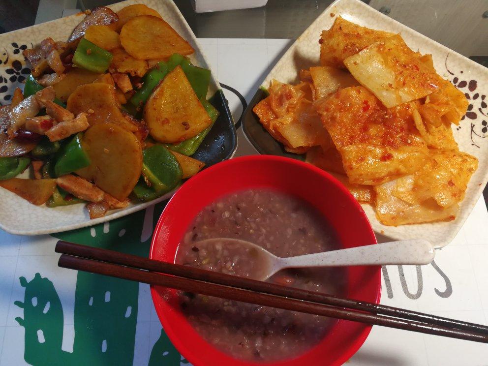 青椒土豆，素菜也可以香香的