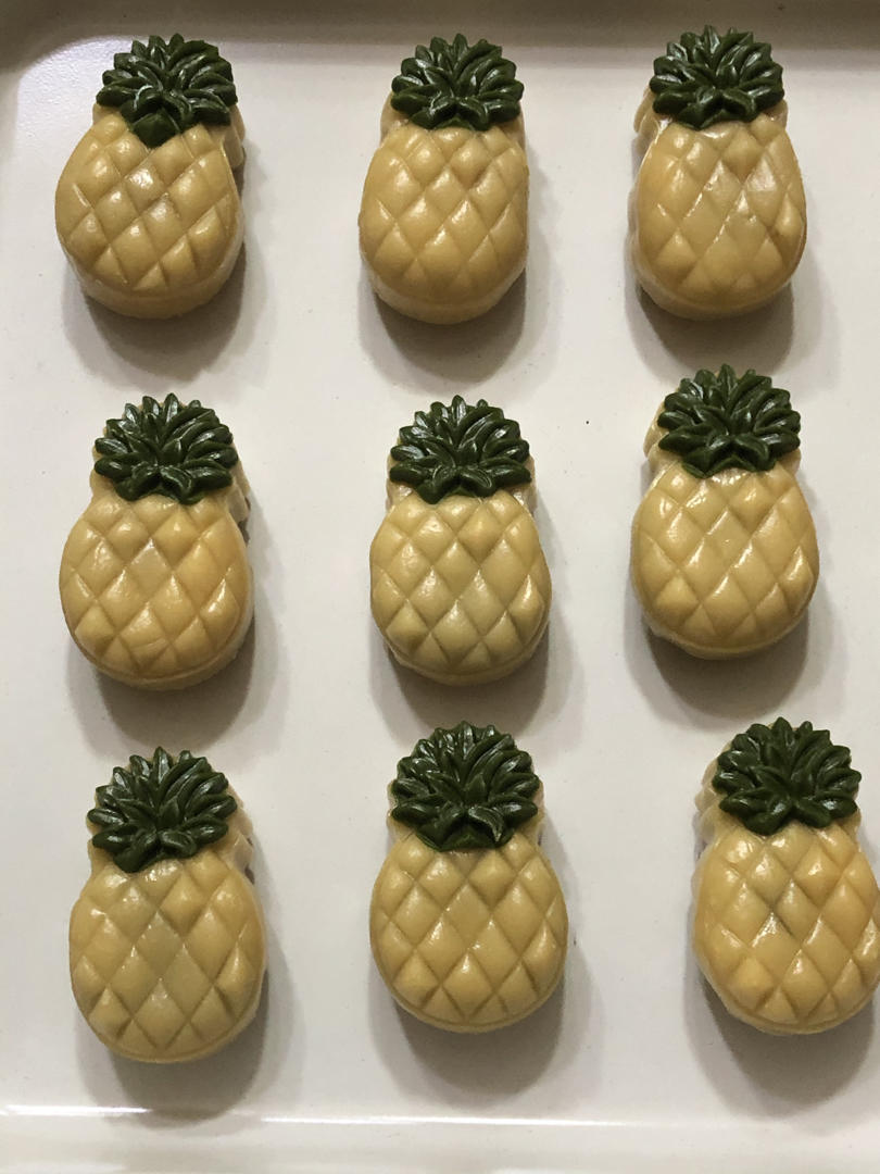 万能广式月饼皮（附上菠萝月饼制作）