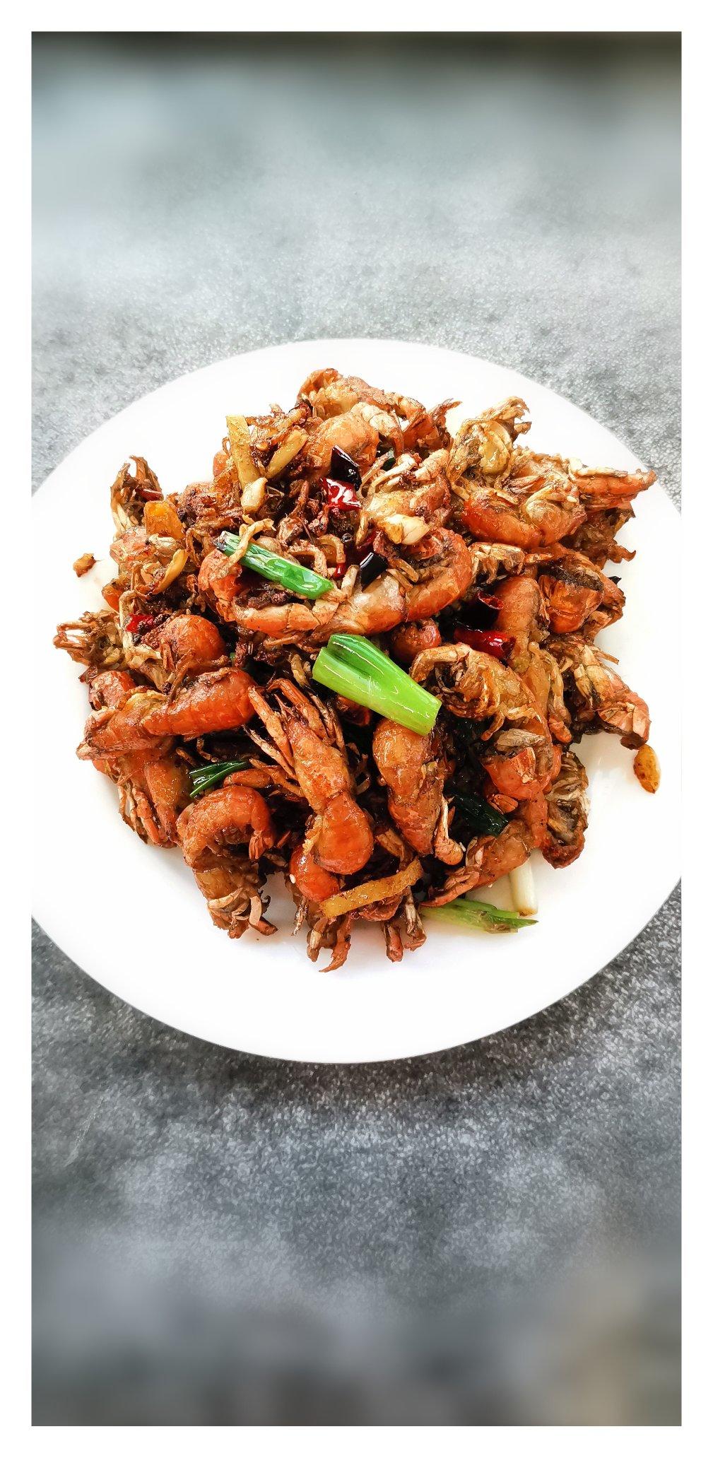 又酥又脆干煸蝼蛄虾