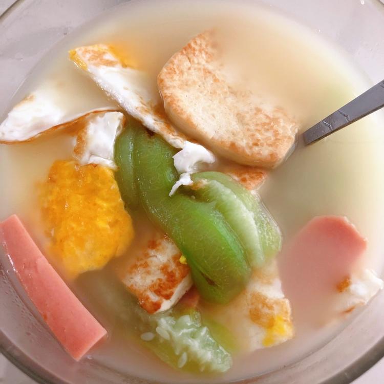 火腿丝瓜豆腐汤