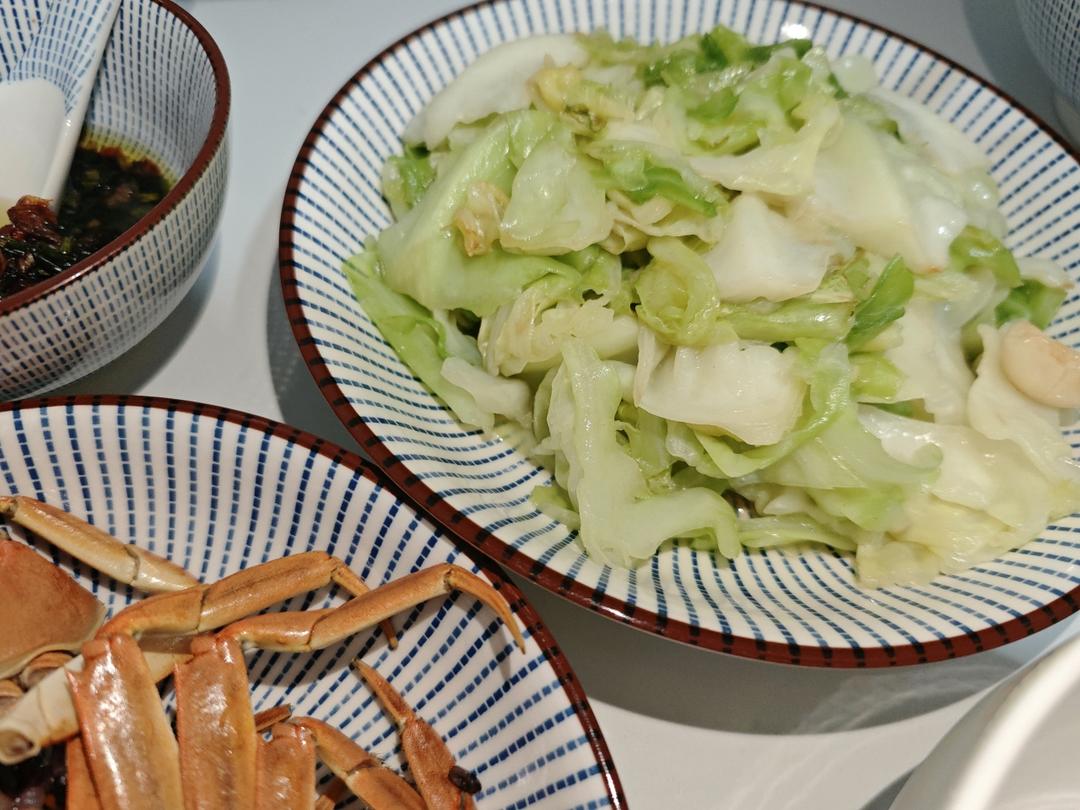 快手简单的蒜炒包菜/圆白菜/卷心菜