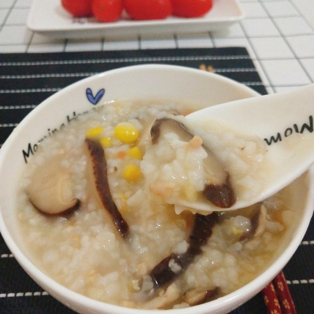 电饭锅香菇鸡肉粥