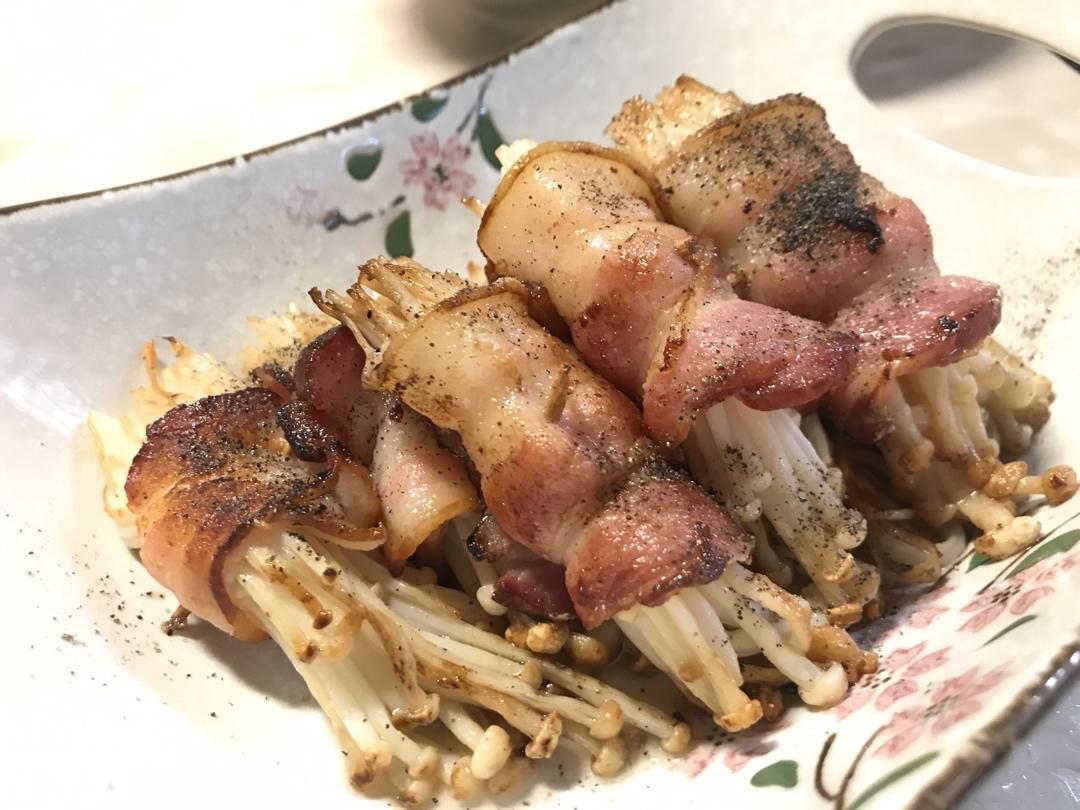 香煎培根金针菇卷