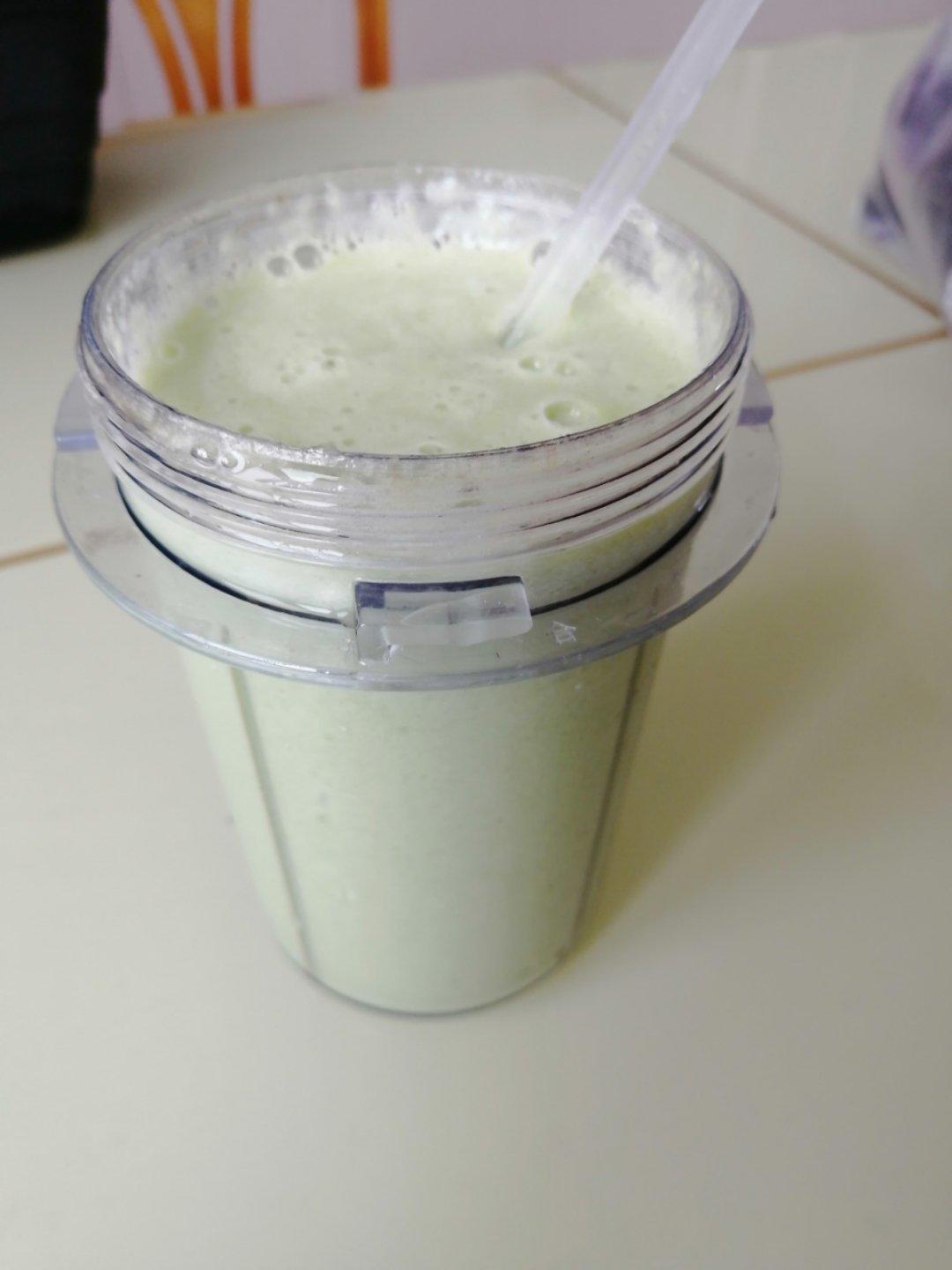 简单的生活1做的天然香瓜汁夏天必备