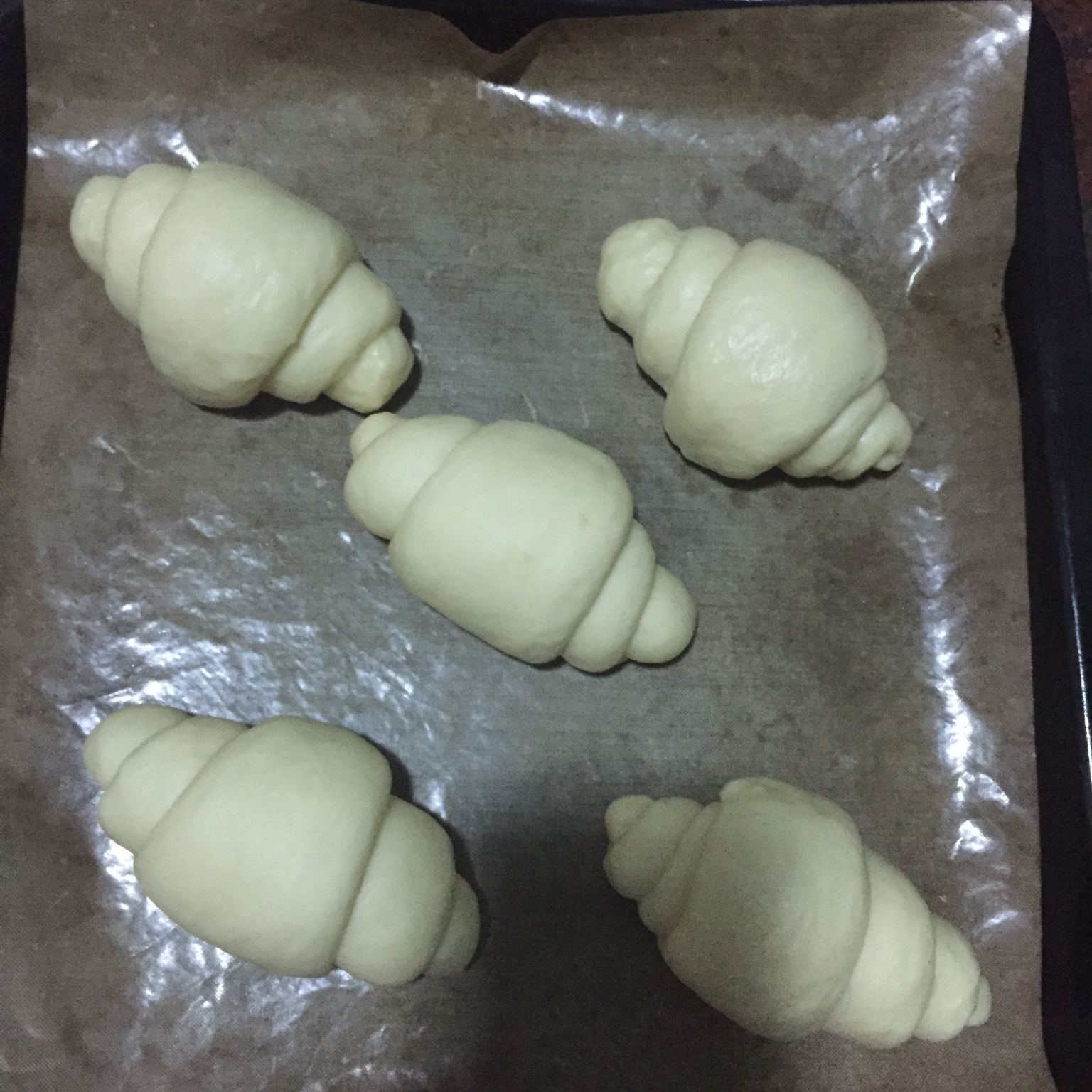 美味奶油卷餐包