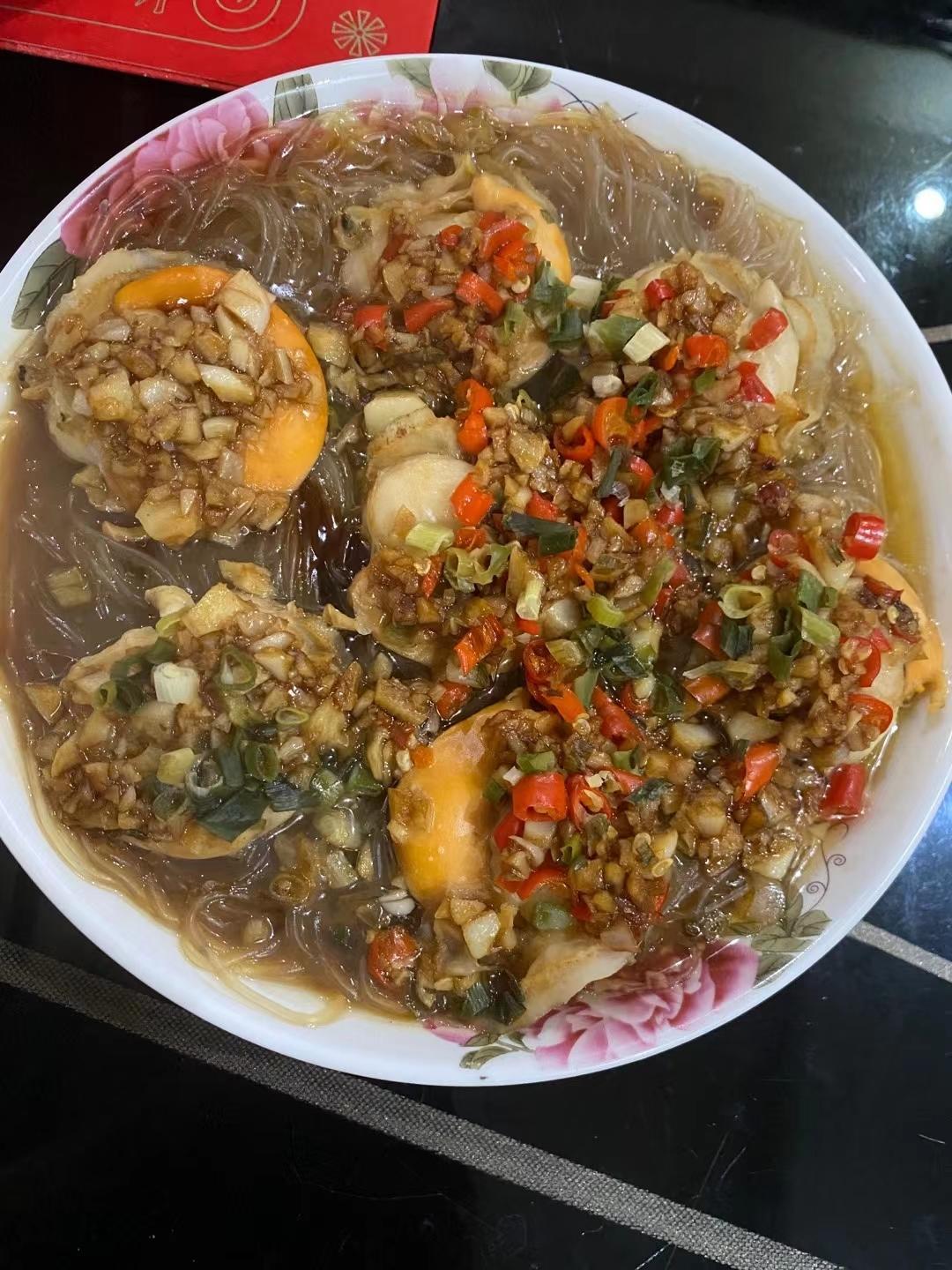 零失败的蒜蓉粉丝蒸扇贝
