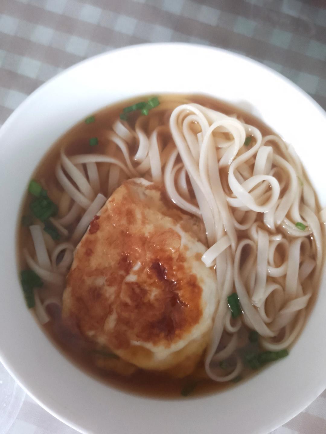 家里没有食材了怎么办？那就来碗阳春面，5分钟搞定！懒人必备！