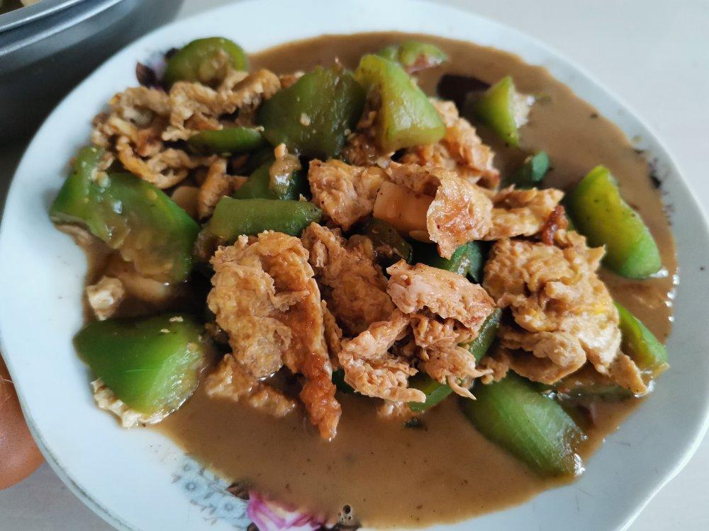 丝瓜炒鸡蛋