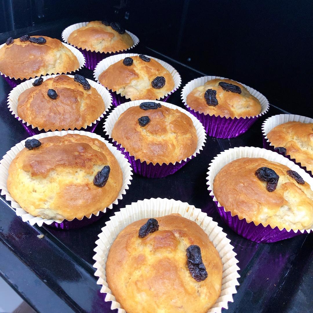 最最最简单                             最最最方便  最最最香浓的香蕉马芬蛋糕