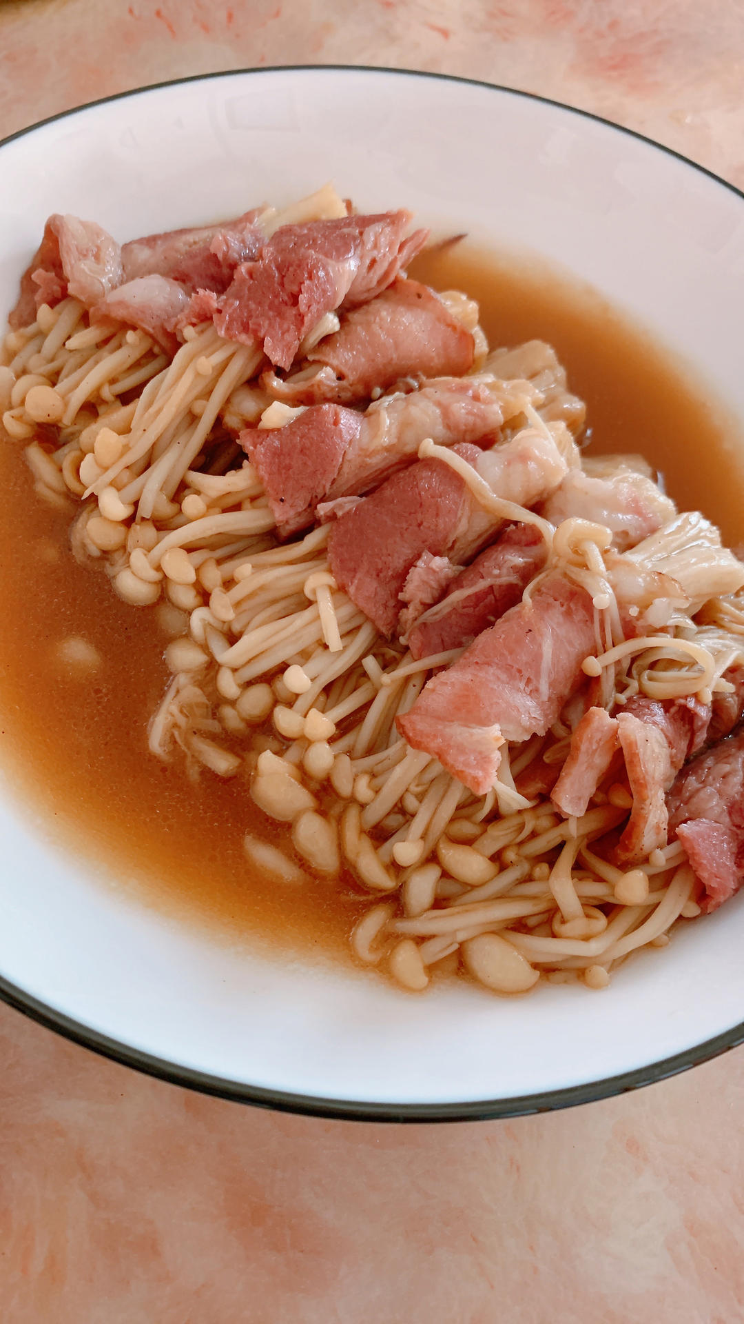 快手十分钟【金针菇培根卷】