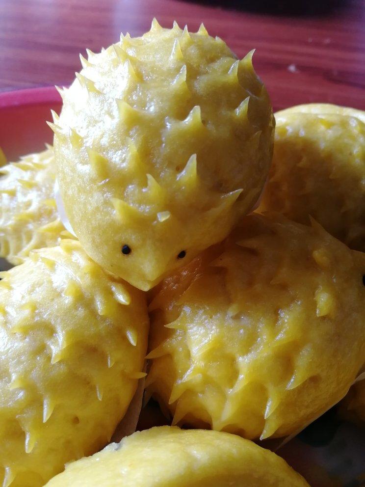 新手也可以--详解如何做出人见人爱、金黄的南瓜馒头