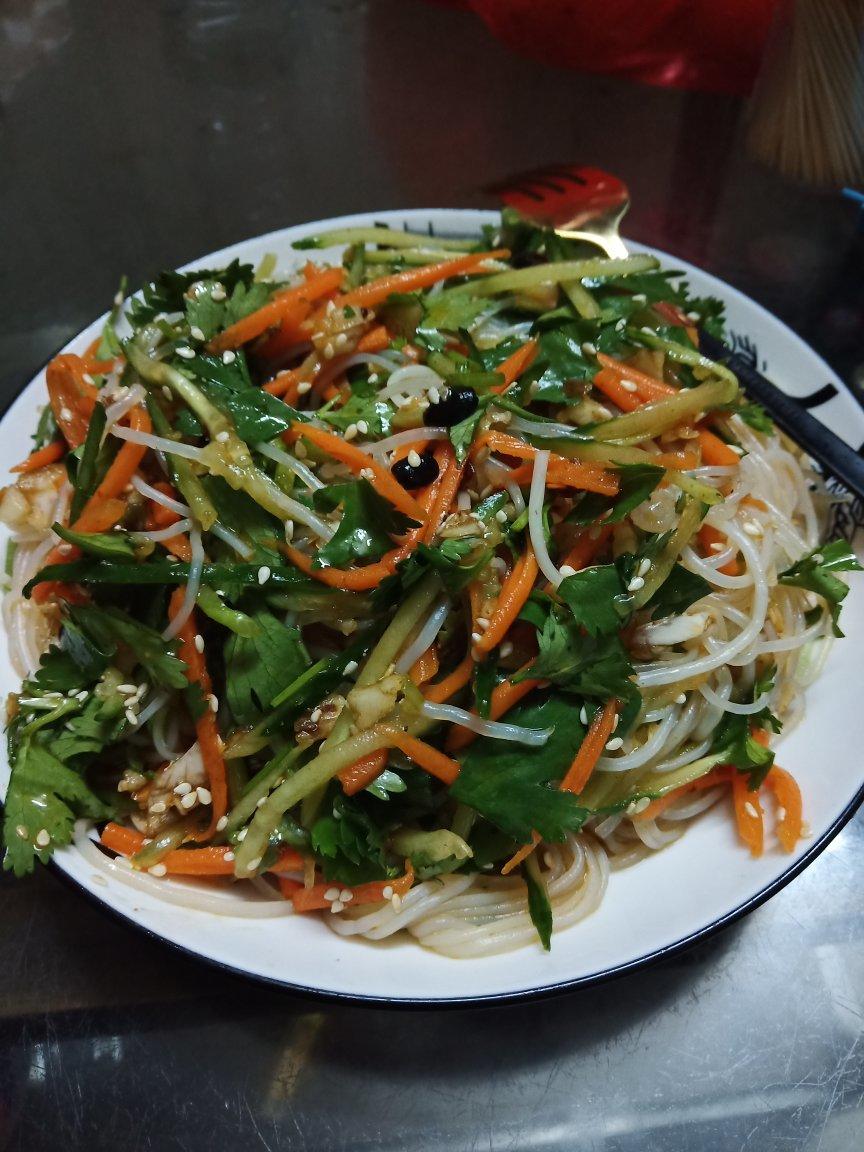 酸辣开胃🌿十分钟搞定👌🏻。低脂凉拌菜