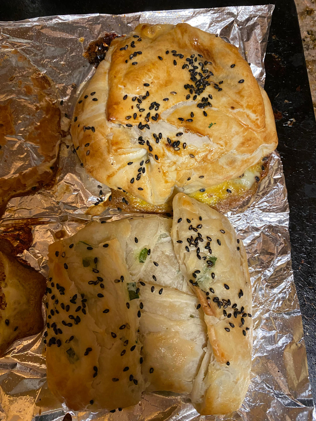 简单好做的芝士鸡腿烤包子来了！好吃哭了！