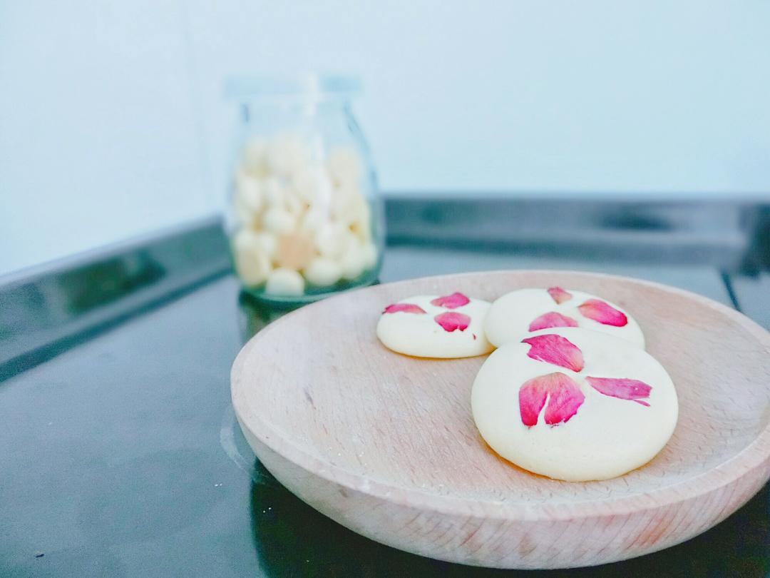 入口即化的蛋黄小饼干