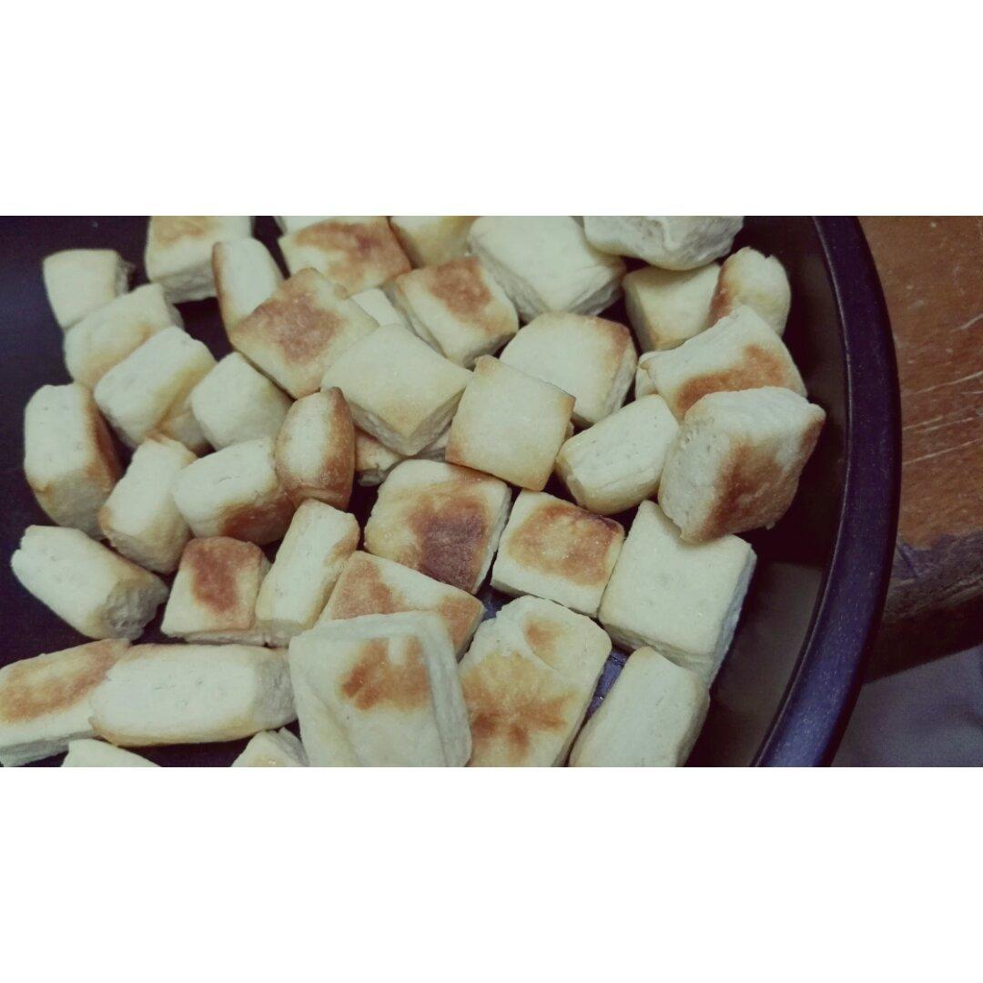 牛奶方块小饼干
