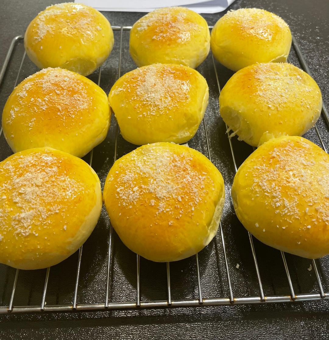 榴莲软面包（内附买到有点生的榴莲做馅的办法）