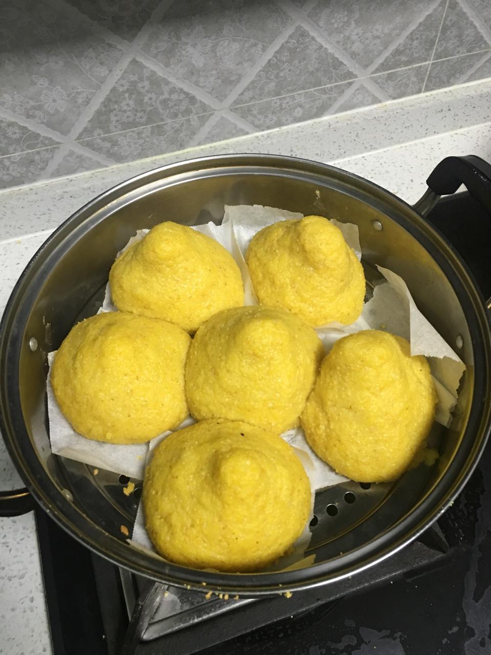 蒸一笼香糯小窝头